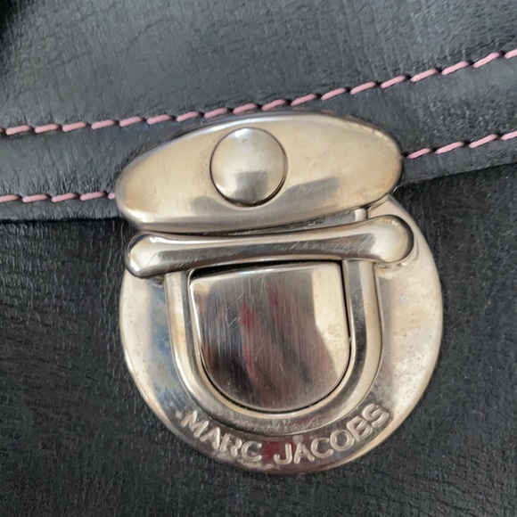 - Vintage Marc Jacobs bag! Circa 2001! Wonderfully kept, Doctors bag style… - Picture 10 of 17